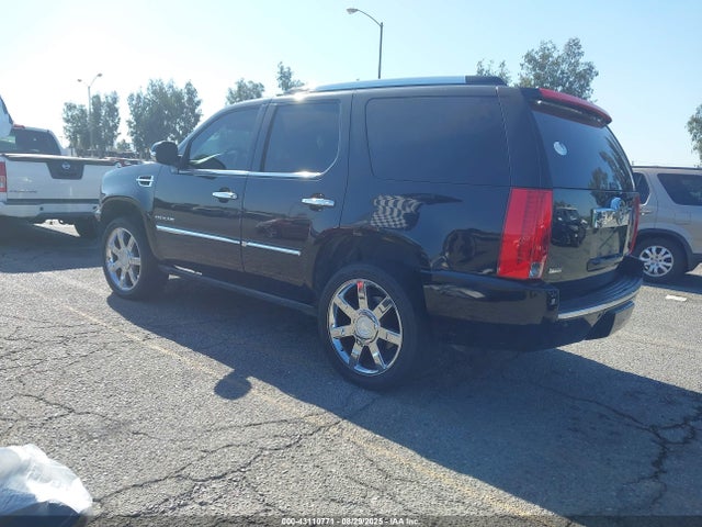 2010 CADILLAC ESCALADE 1GYUKCEF9AR150934 Photo 2