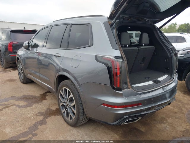 2021 CADILLAC XT6 1GYKPGRS7MZ100187 Photo 2