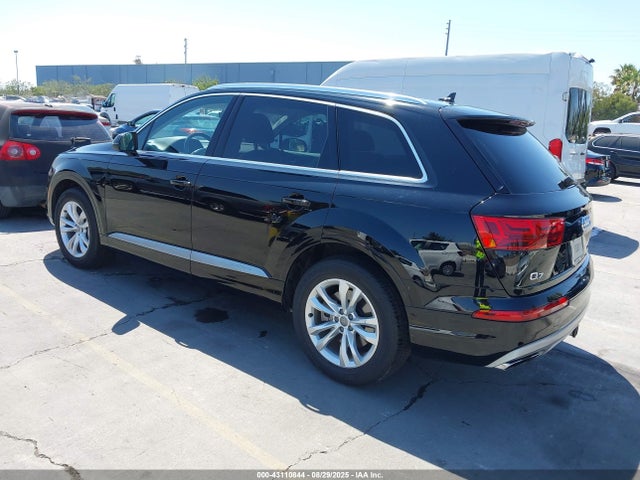 2017 AUDI Q7 WA1LAAF75HD037824 Photo 2