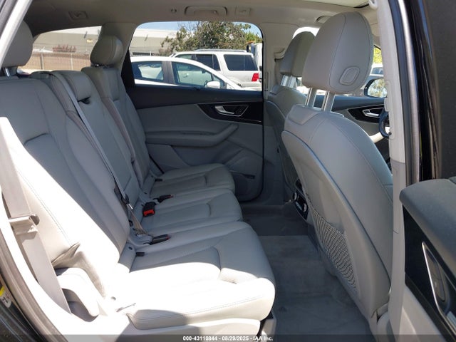 2017 AUDI Q7 WA1LAAF75HD037824 Photo 7