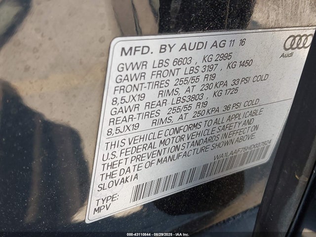 2017 AUDI Q7 WA1LAAF75HD037824 Photo 8
