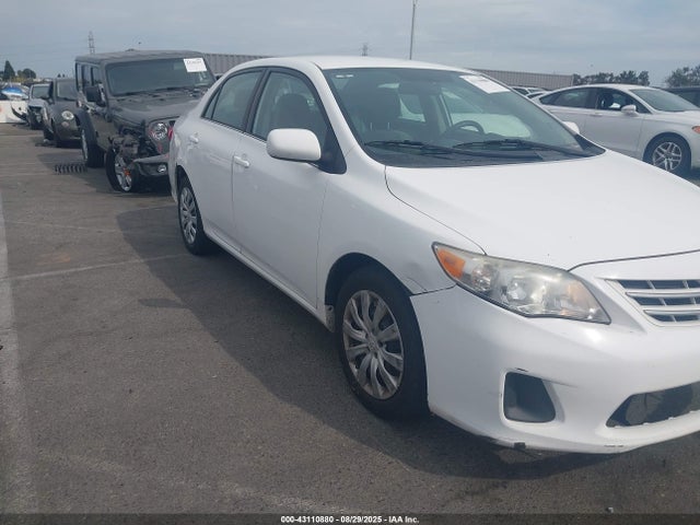 Продажа на аукционе авто 2013 Toyota Corolla Le, vin: 2T1BU4EE6DC968110, номер лота: 43110880