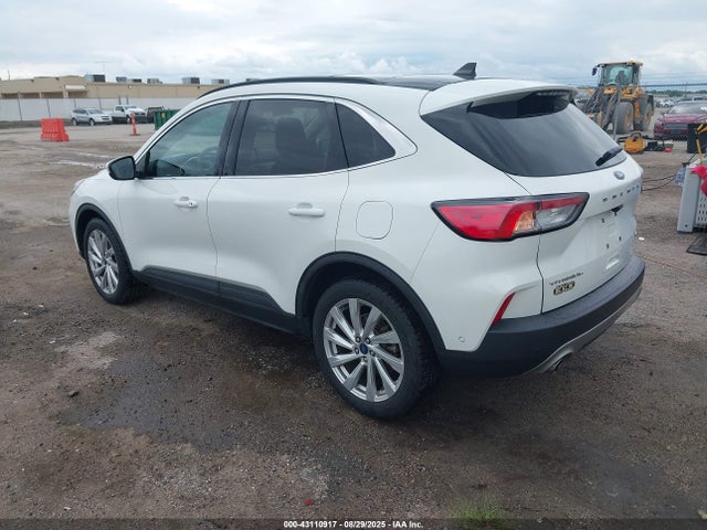 1FMCU9DZ8MUA03673 Ford hev/phev