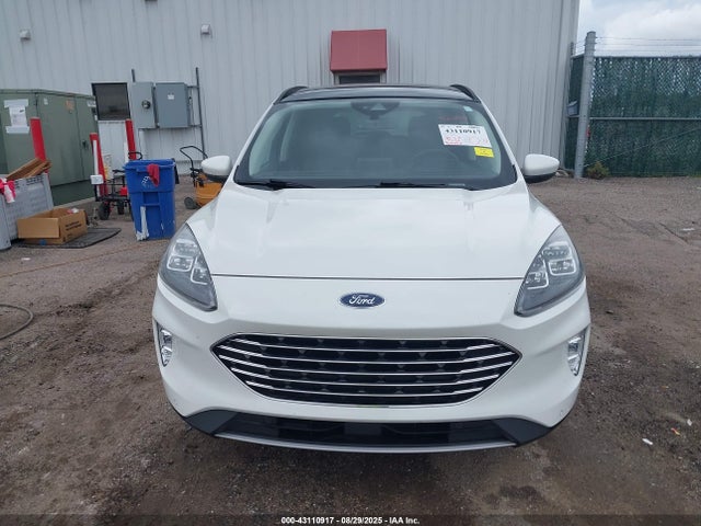 1FMCU9DZ8MUA03673 Ford hev/phev