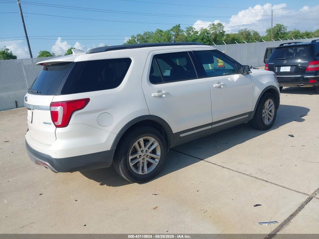 1FM5K7DH2GGC71194 Ford 2016