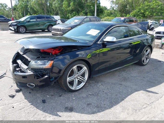 2012 AUDI S5 WAUCVAFR8CA003136 Photo 1