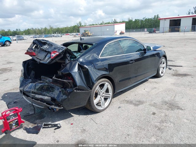 2012 AUDI S5 WAUCVAFR8CA003136 Photo 3
