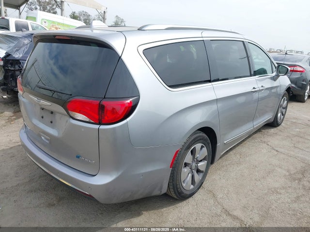 2C4RC1N71JR213556 Chrysler 2018