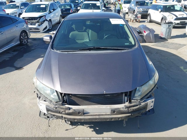 19XFB4F33EE000537 Honda lea2
