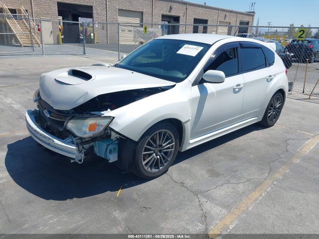 Subaru 2014 2014 JF1GR7E63EG242957 Image 2