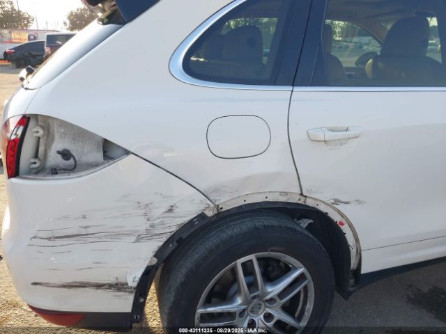 2011 PORSCHE CAYENNE WP1AA2A22BLA03981 Photo 5