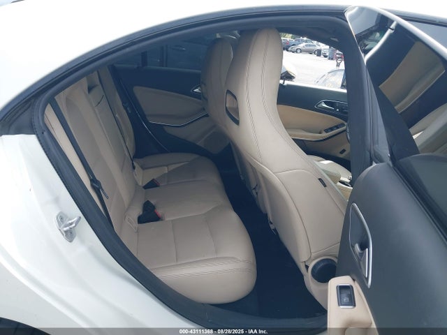 Mercedes-Benz CLA-Class 2016 WDDSJ4GB7GN368604 Image 8