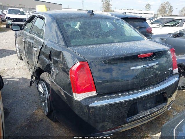 2C3CCAEG4GH294819 Chrysler 300