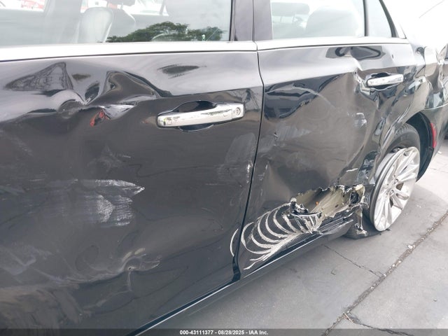 2C3CCAEG4GH294819 Chrysler 300