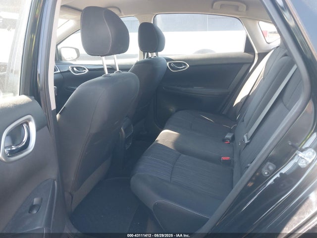 3N1AB7AP6HL702120 Nissan Sentra
