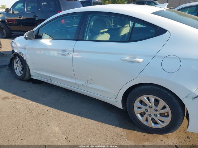 Hyundai ELANTRA SE 2017 5NPD74LF7HH086314 Image 14