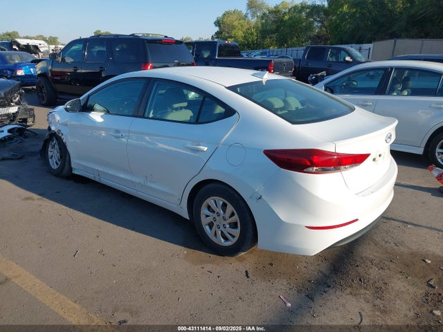 Hyundai ELANTRA SE 2017 5NPD74LF7HH086314 Image 3