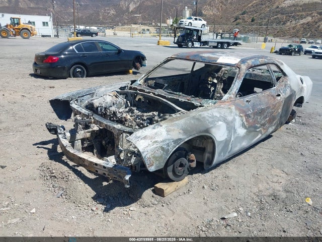 Dodge Challenger 2014 2C3CDYAG7EH298176 Image 2