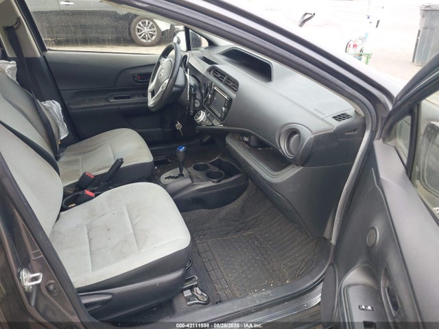 JTDKDTB39F1107024 Toyota 1nz-fxe+1lm