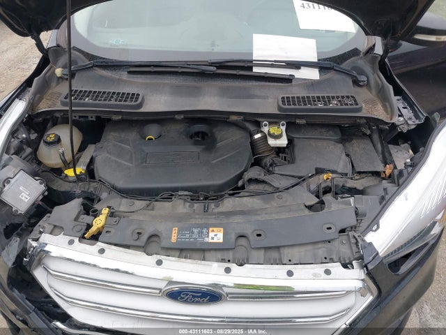 1FMCU9J97KUA72372 Ford Escape