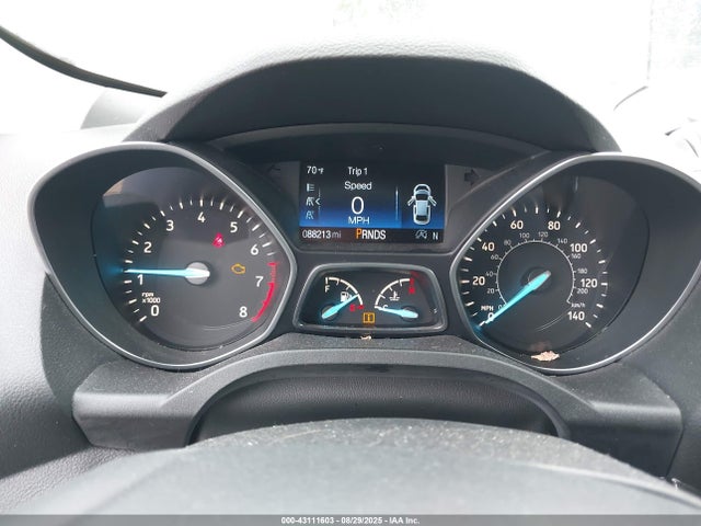 1FMCU9J97KUA72372 Ford Escape