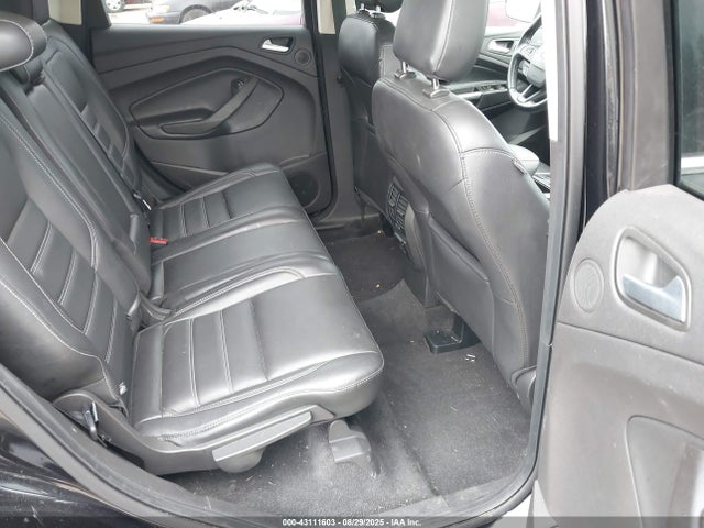 1FMCU9J97KUA72372 Ford Escape