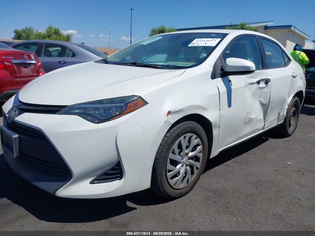Toyota 2zr-fe 2017 5YFBURHE8HP694097 Image 2