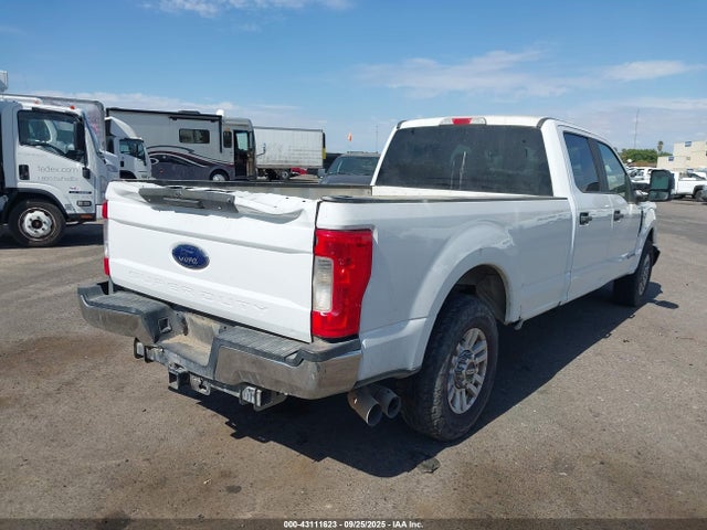 Ford 2018 2018 1FT7W2AT8JEB20943 Image 4