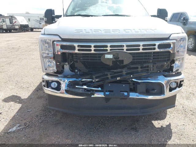 Ford 2025 2025 1FD8W3FT6SEC56939 Image 12