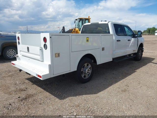 Ford 2025 2025 1FD8W3FT6SEC56939 Image 4