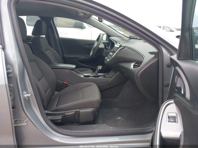 1G1ZD5ST8PF228117 Chevrolet lfv