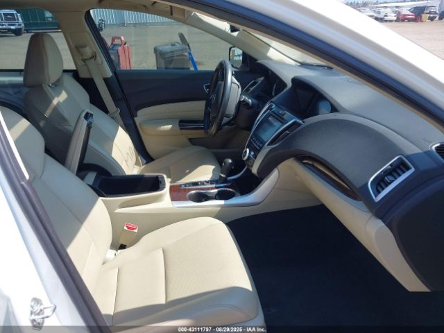 2018 ACURA TLX 19UUB1F54JA011312 Photo 4