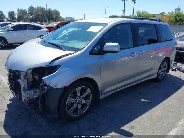 5TDXZ3DCXJS962511 Toyota 2gr-fks
