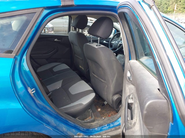 Ford Focus 2014 1FADP3K29EL329319 Image 8