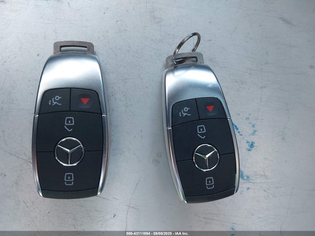 W1N0G8DB1MF867859 Mercedes-Benz m264
