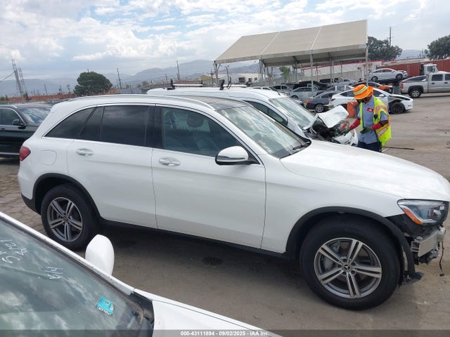 W1N0G8DB1MF867859 Mercedes-Benz m264