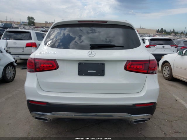 W1N0G8DB1MF867859 Mercedes-Benz m264