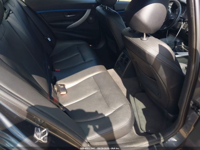 2017 BMW 340I WBA8B7G5XHNT70794 Photo 7