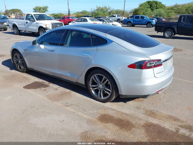 2013 TESLA MODEL S 5YJSA1CG5DFP26559 Photo 2