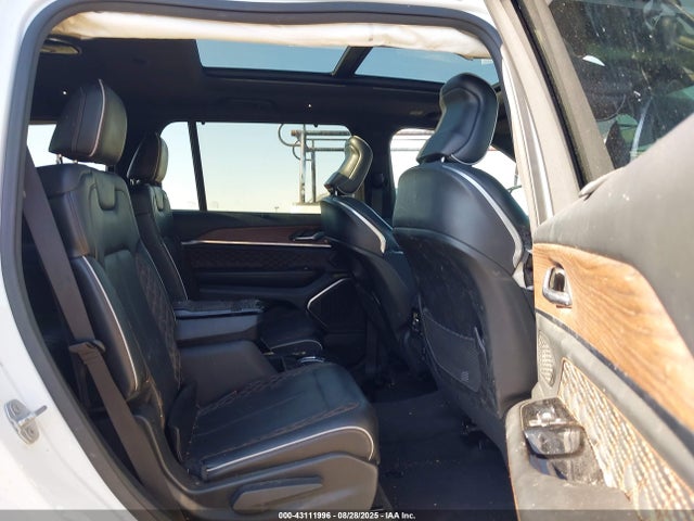 1C4RJKEG7M8131925 Jeep GRAND CHEROKEE L