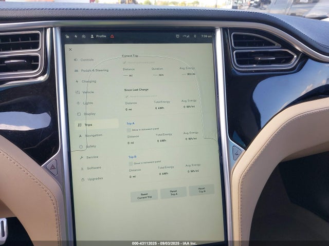 2014 TESLA MODEL S 5YJSA1H10EFP34252 Photo 6