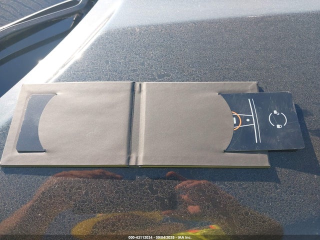 2026 TESLA MODEL Y 7SAYGDEE6TA401388 Photo 10