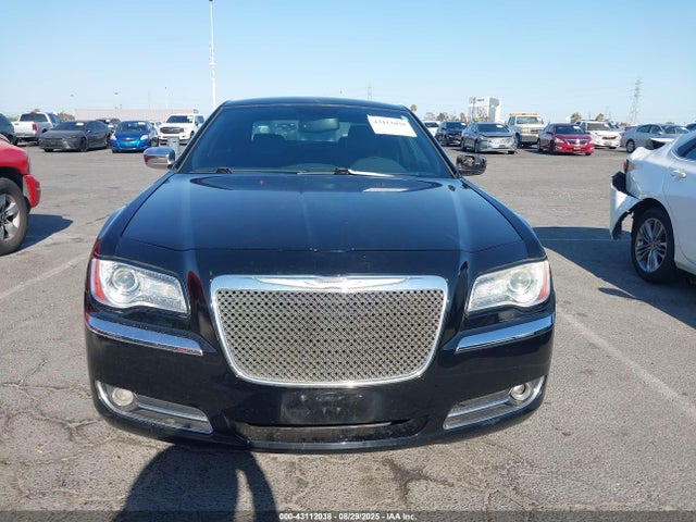Chrysler 300 2014 2C3CCAET5EH117674 Image 12