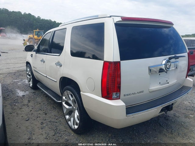 2007 CADILLAC ESCALADE 1GYEC63867R308078 Photo 2