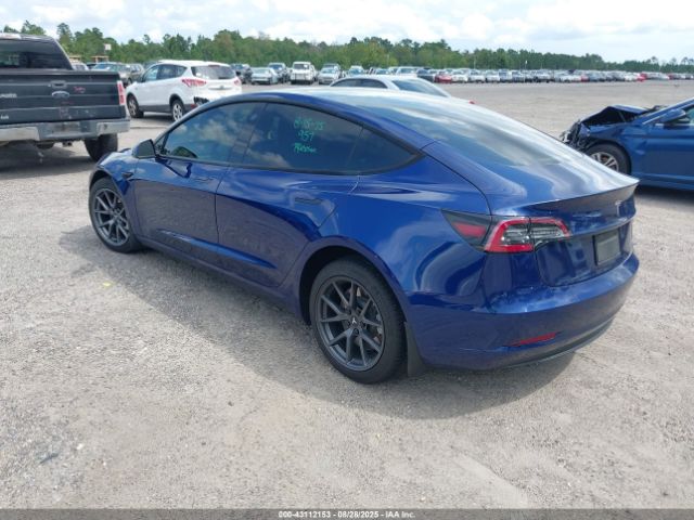 2022 TESLA MODEL 3 5YJ3E1EA9NF334073 Photo 2