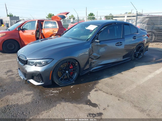 3MW5U9J02N8C55174 BMW M340I
