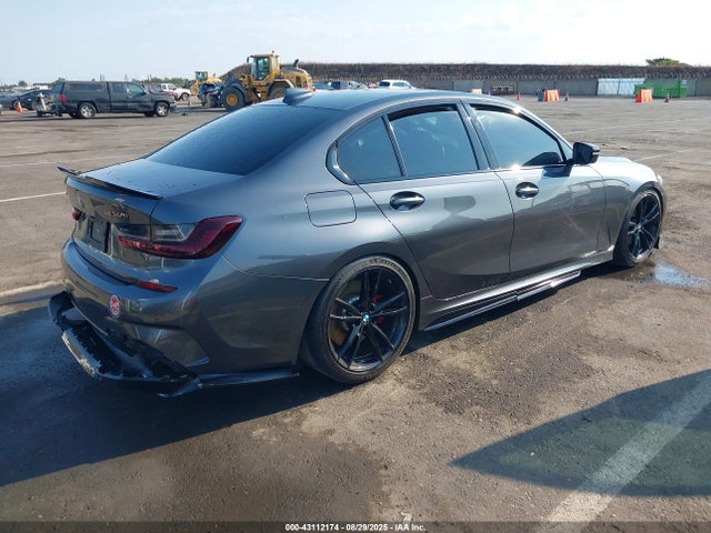 3MW5U9J02N8C55174 BMW M340I
