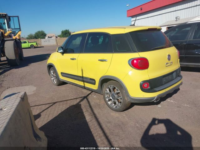 2014 FIAT 500L ZFBCFADH2EZ011329 Photo 2