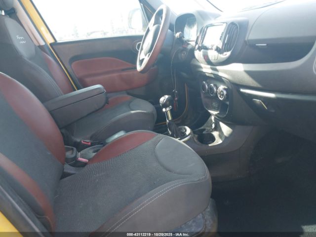 2014 FIAT 500L ZFBCFADH2EZ011329 Photo 4