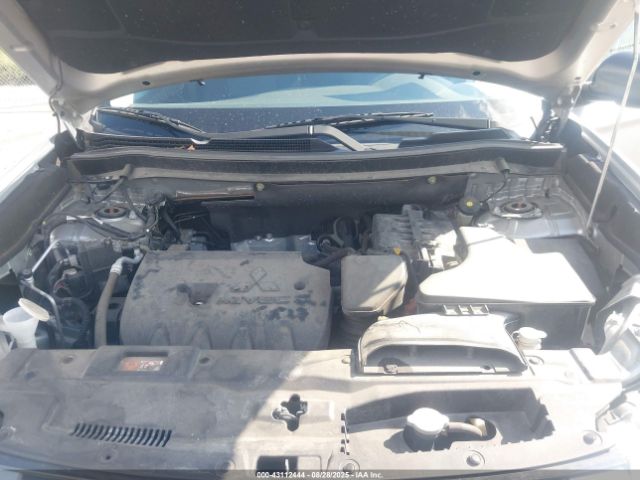 2019 MITSUBISHI OUTLANDER JA4AZ3A31KZ026233 Photo 9